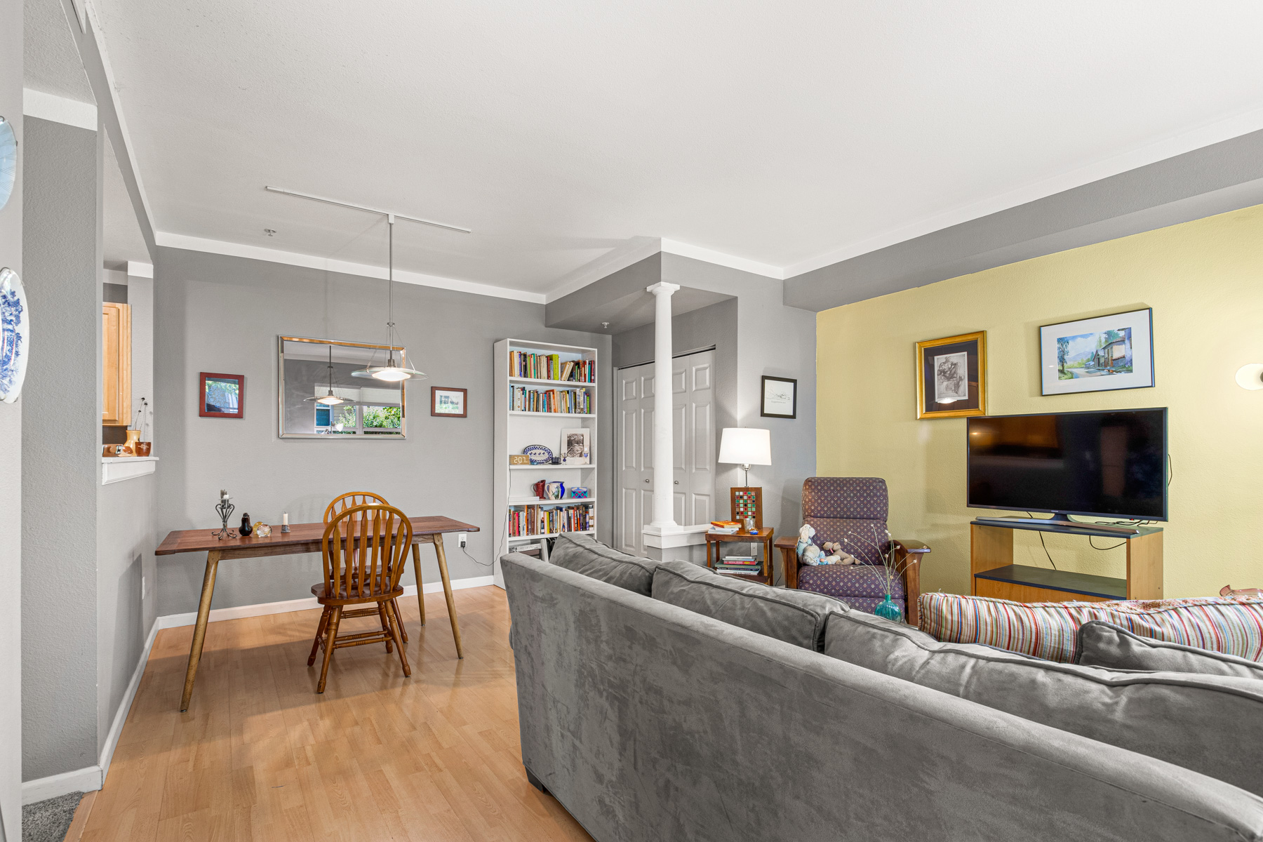 1420 Lee Hill Rd 1 - interior entryway looking on to living and dining