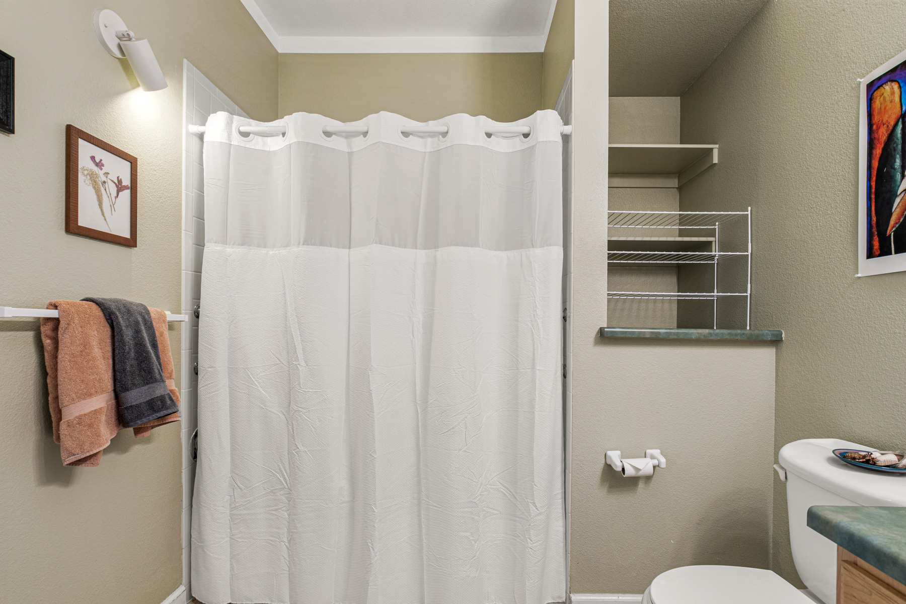 1420 Lee Hill Rd 1 - bathroom