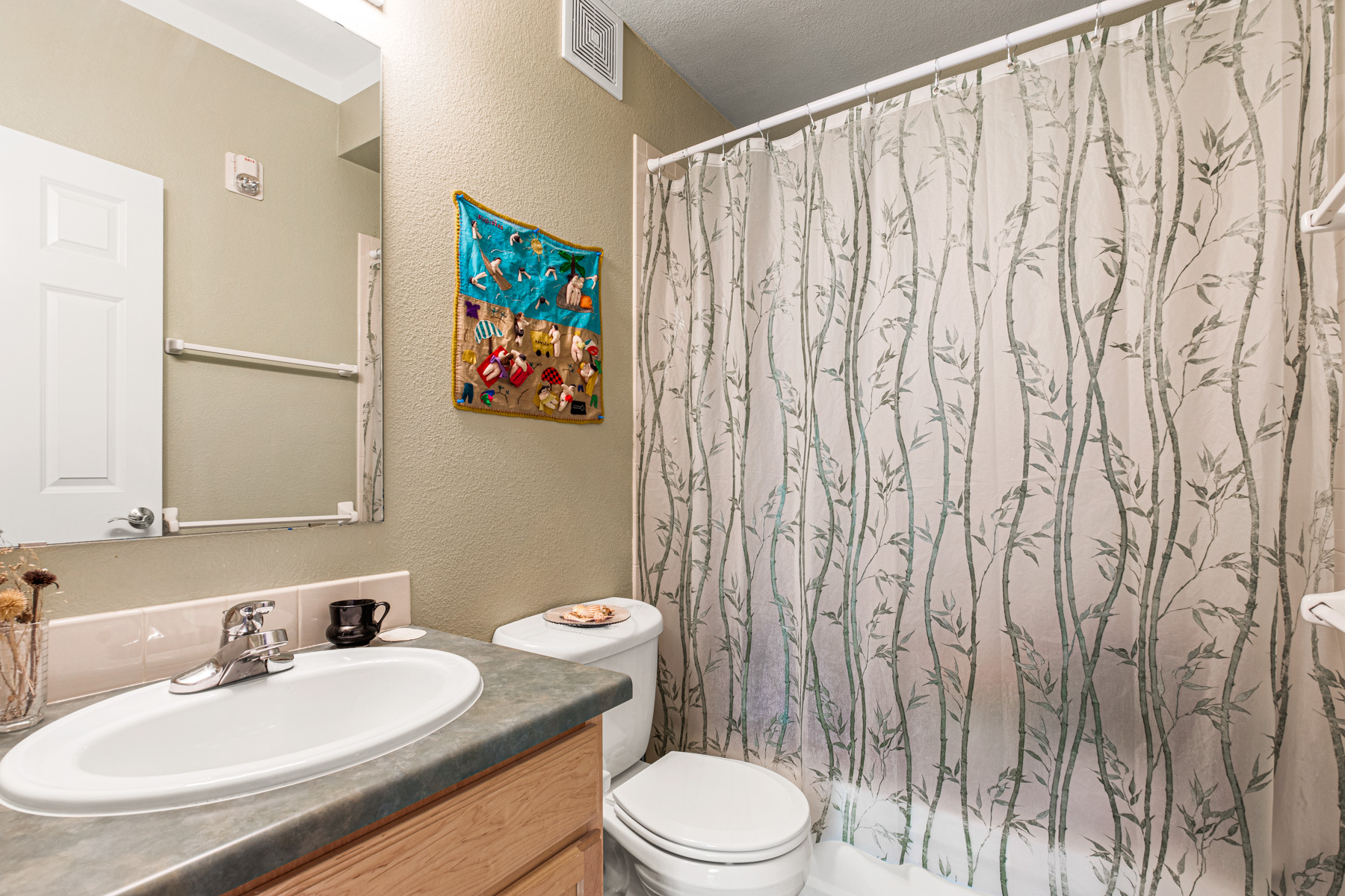 1420 Lee Hill Rd 1 - bathroom