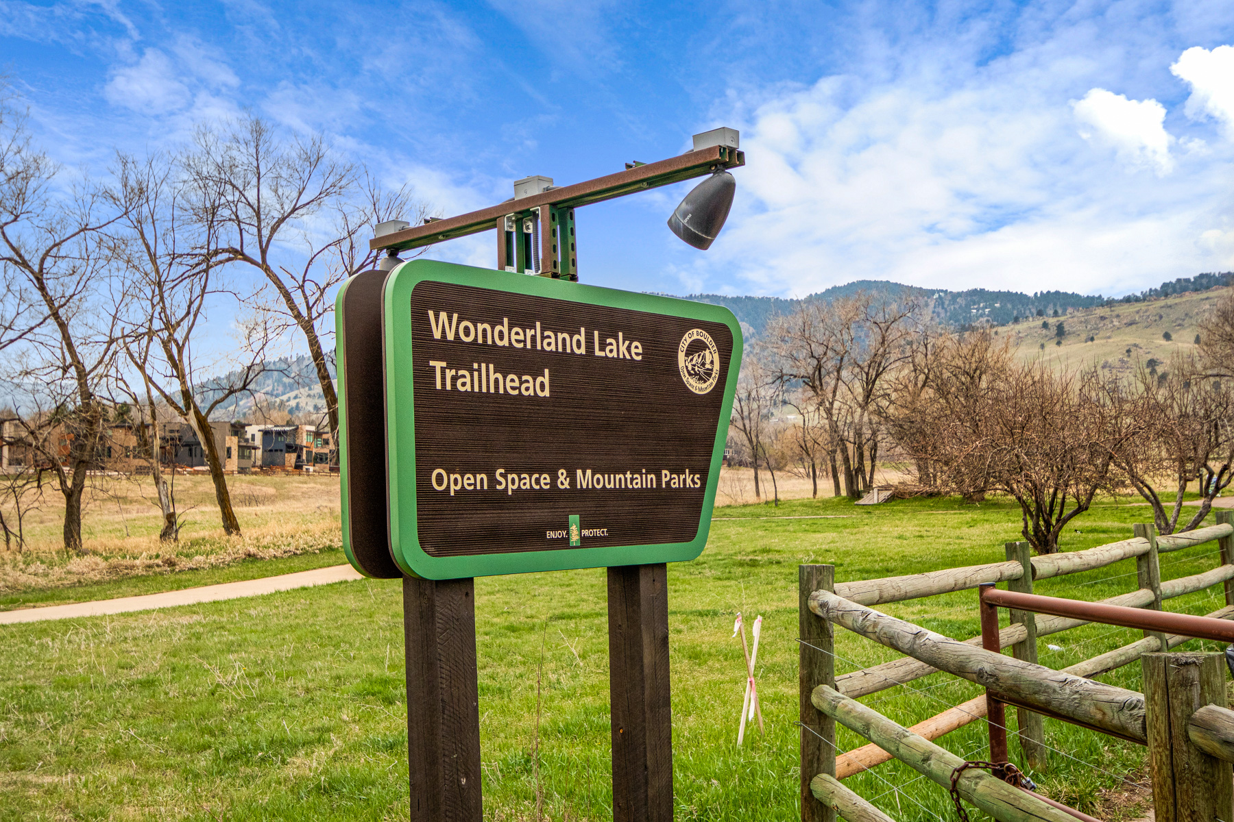 1075 Poplar Ave - nearby trails