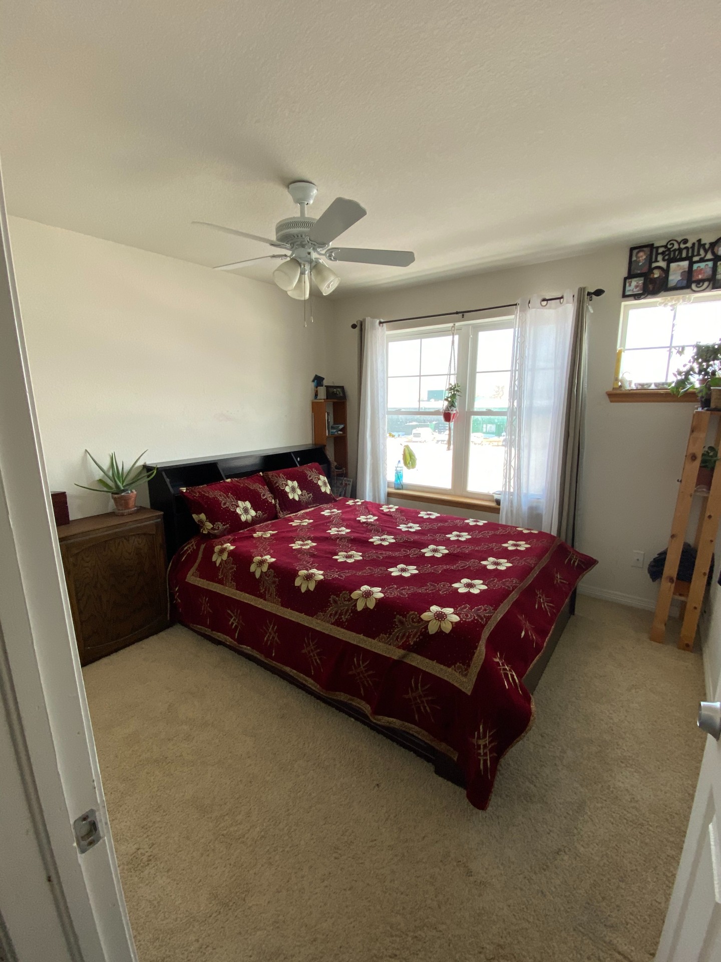 1045 Laramie Blvd Unit F - bedroom 1