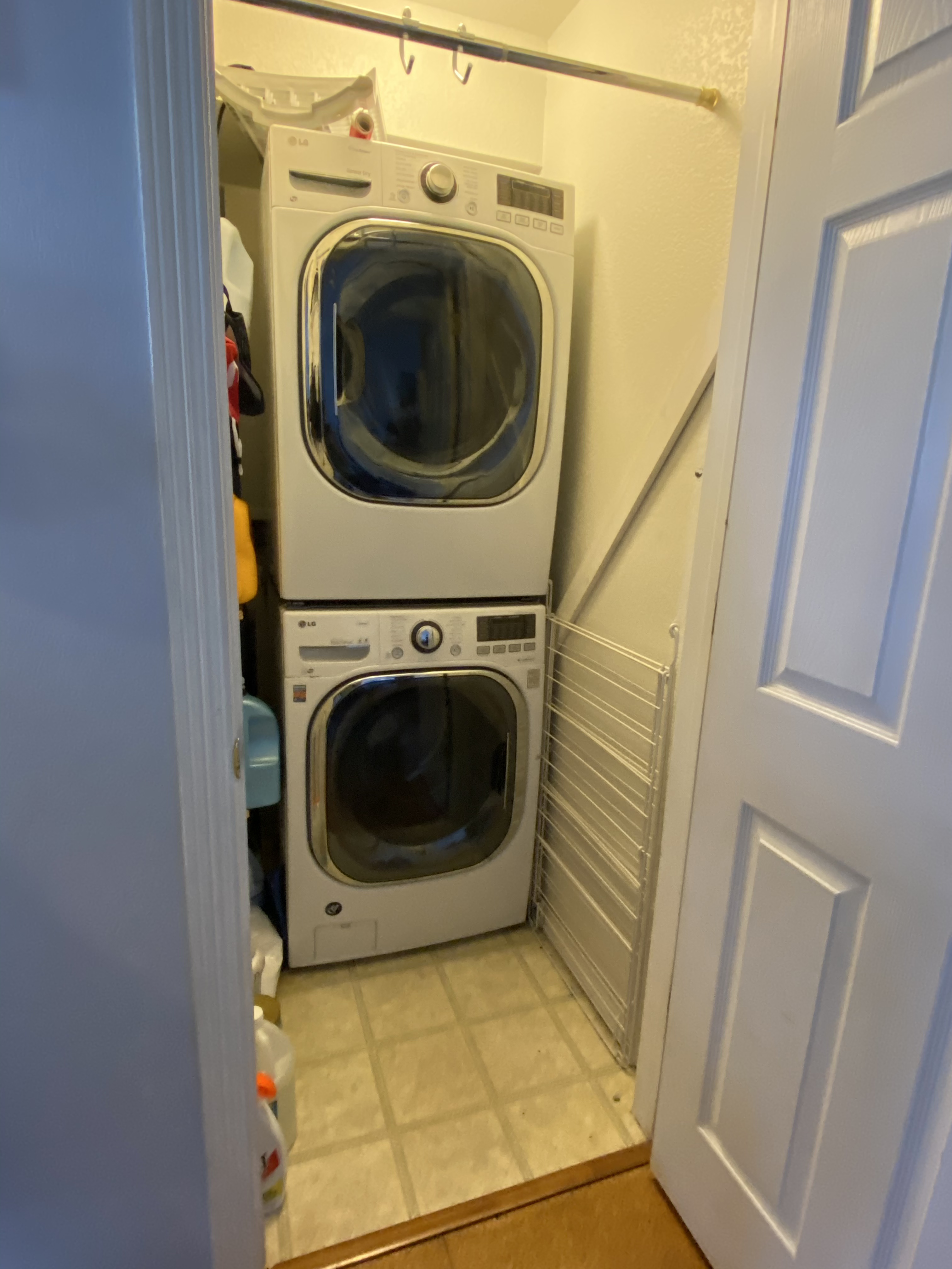 1045 Laramie Blvd Unit F - laundry