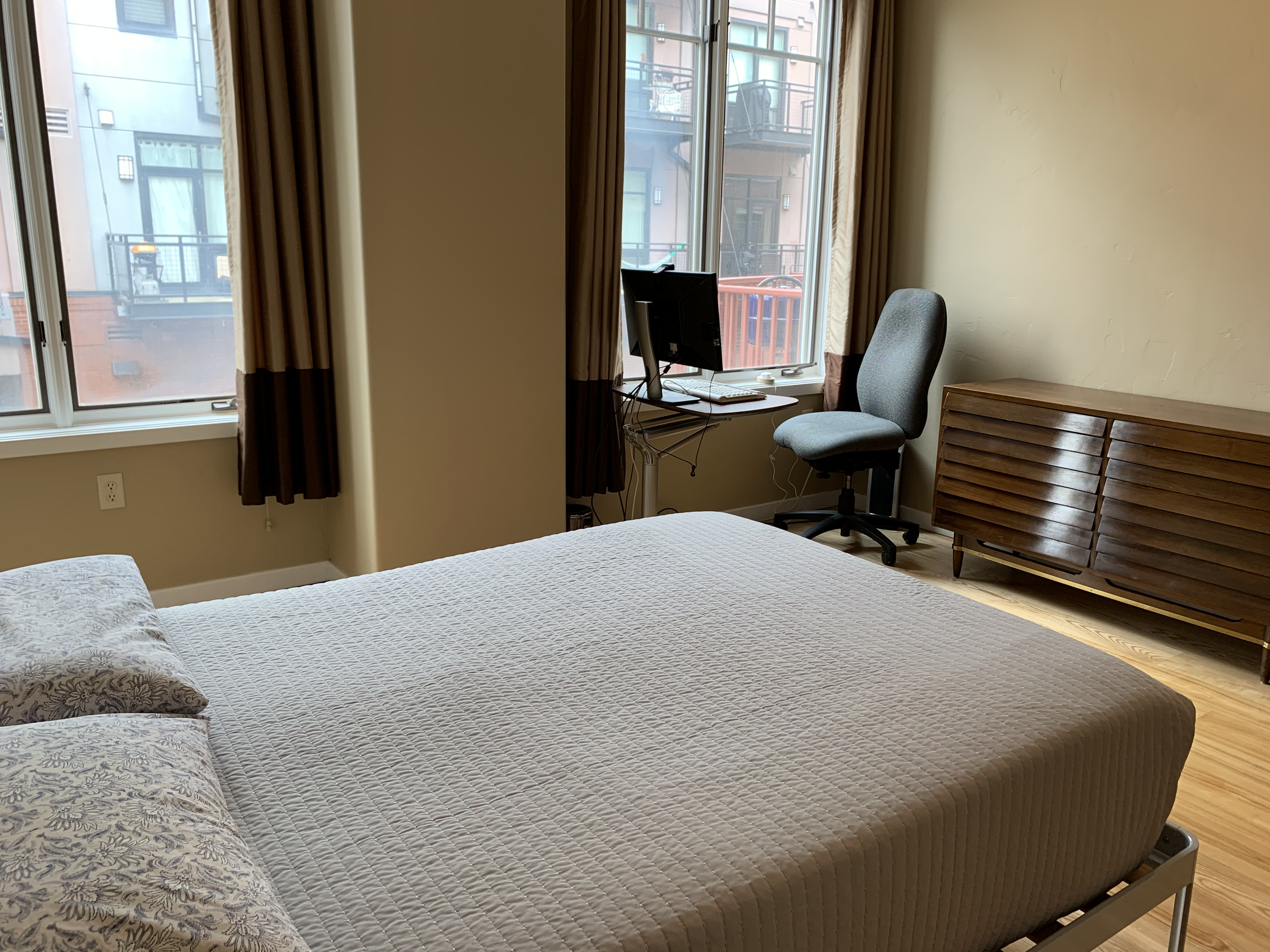 1301 Canyon Blvd Unit 203