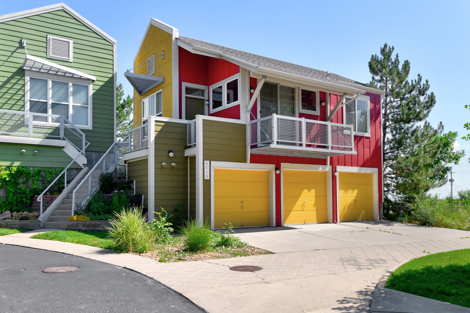 4712 18th St - 1 - exterior