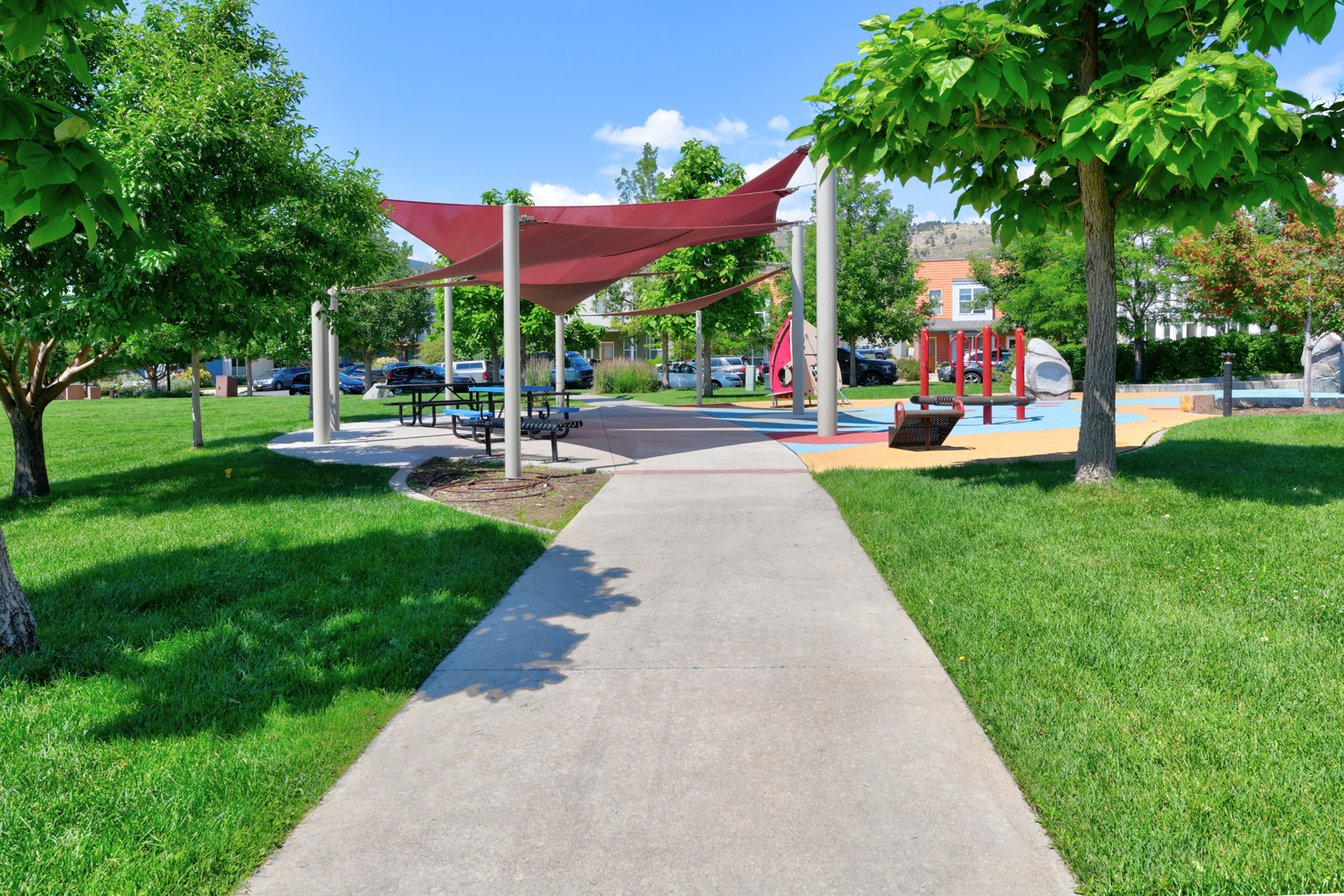 4712 18th St - 30 - nearby park