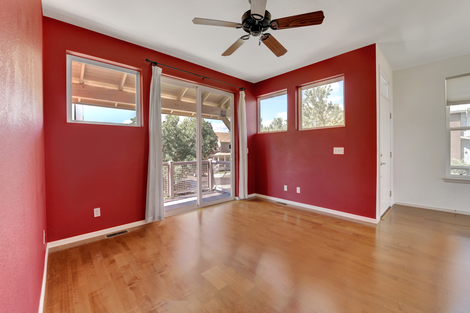 4712 18th St - 9 - living room looking on to balcony