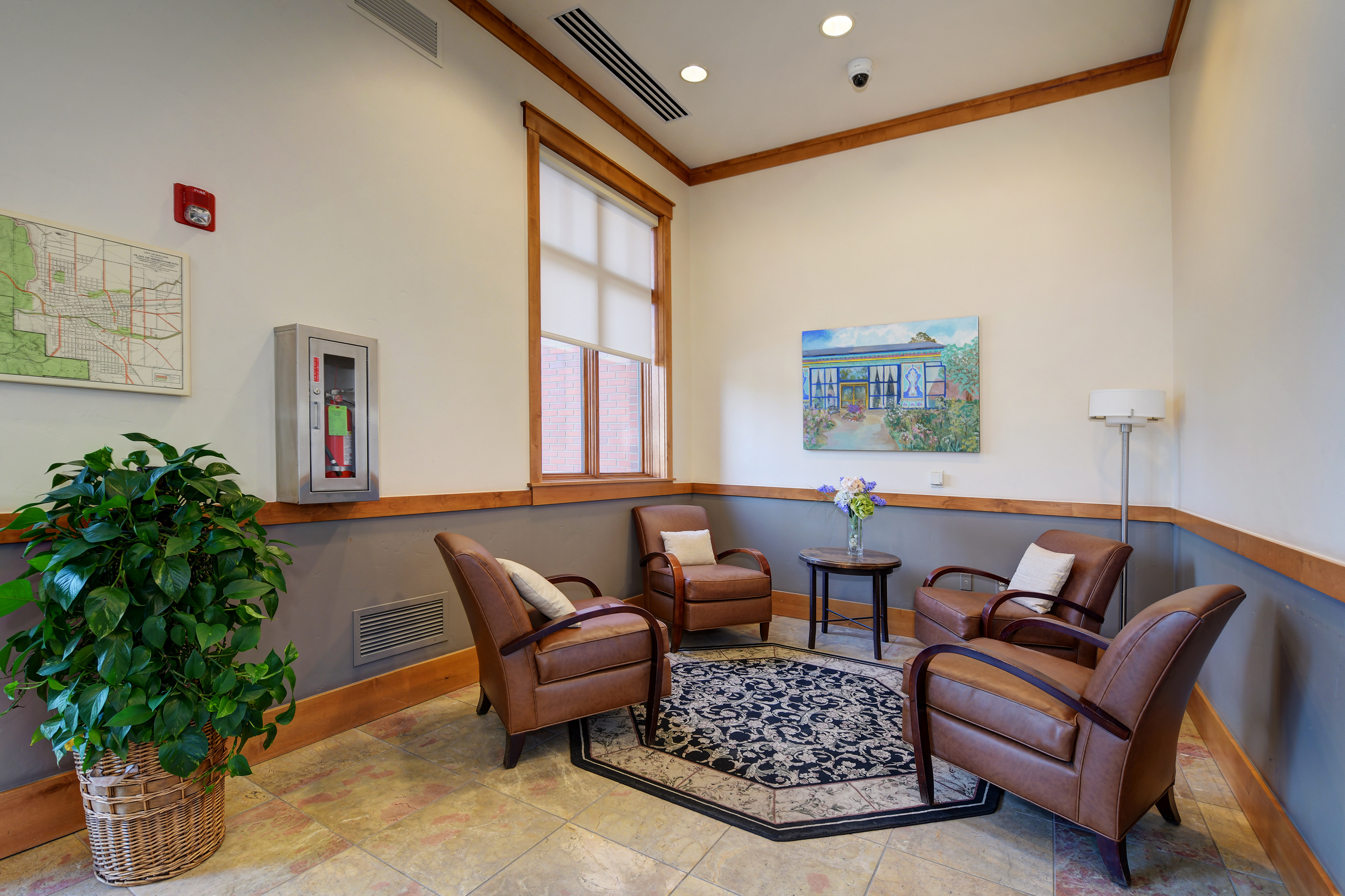 1301 Canyon Blvd Unit 205-19-shared lobby seating area