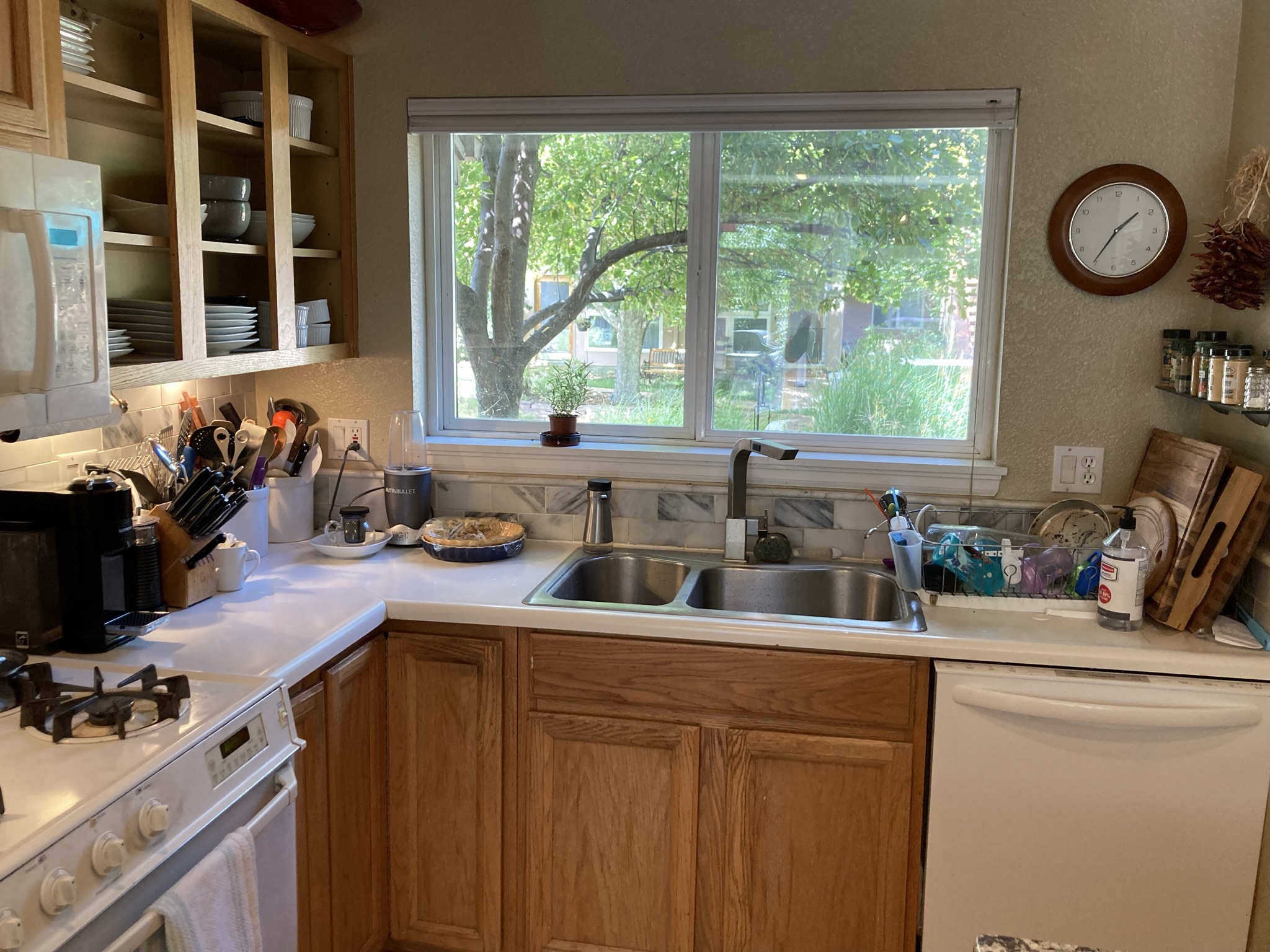 2. 1460 Quince Ave 103 - kitchen view 1