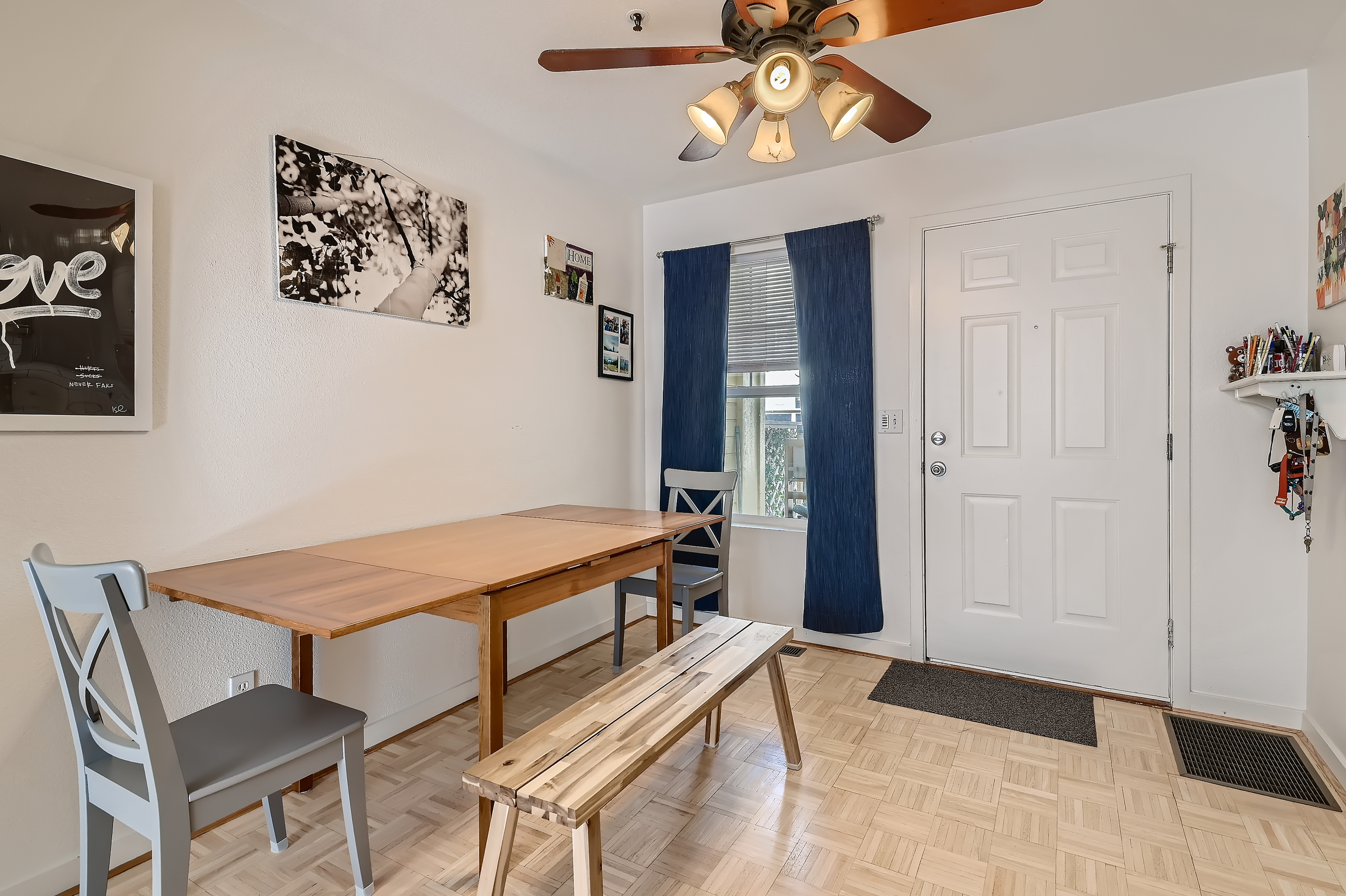 3970 Colorado Ave Unit L - Dining Room