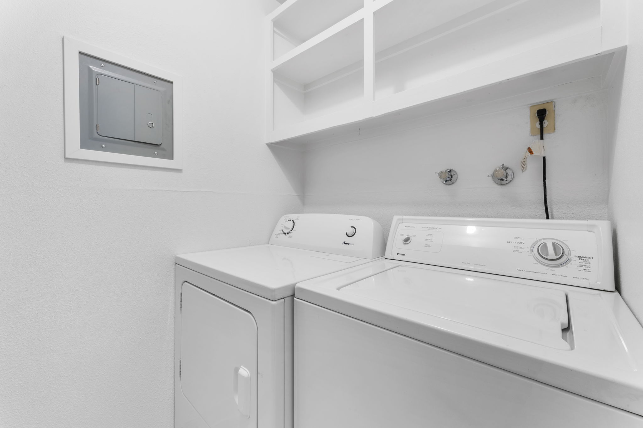 washer and dryer included