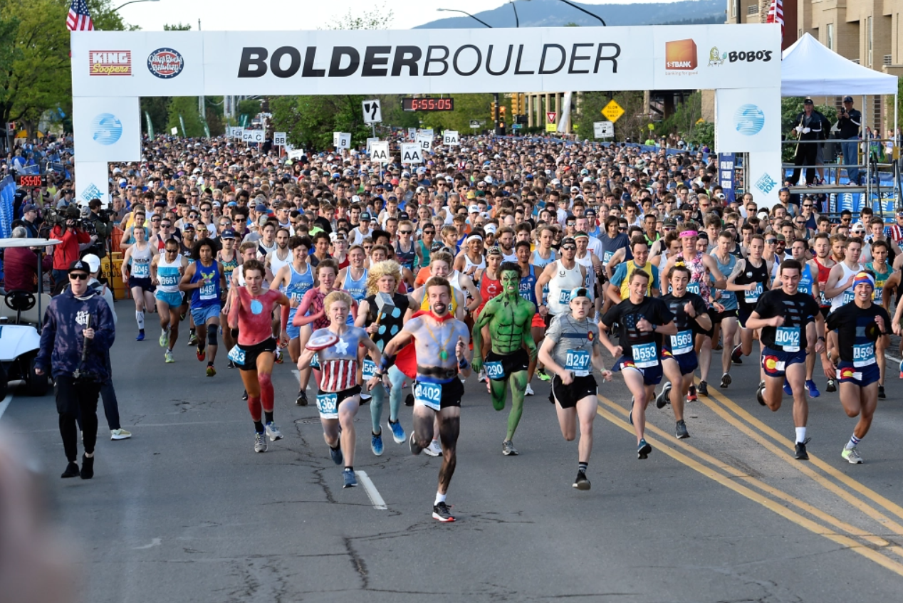 Racers taking off at the start line of the BolderBoulder