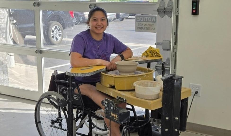 Pottery throwing wheel designed for accessibility