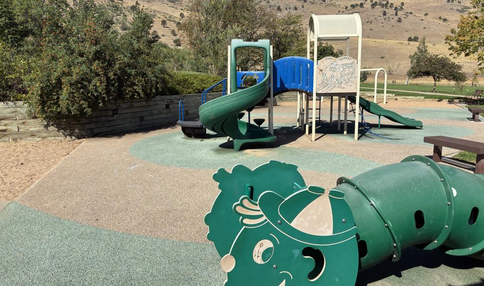 Wonderland Lake Park playground