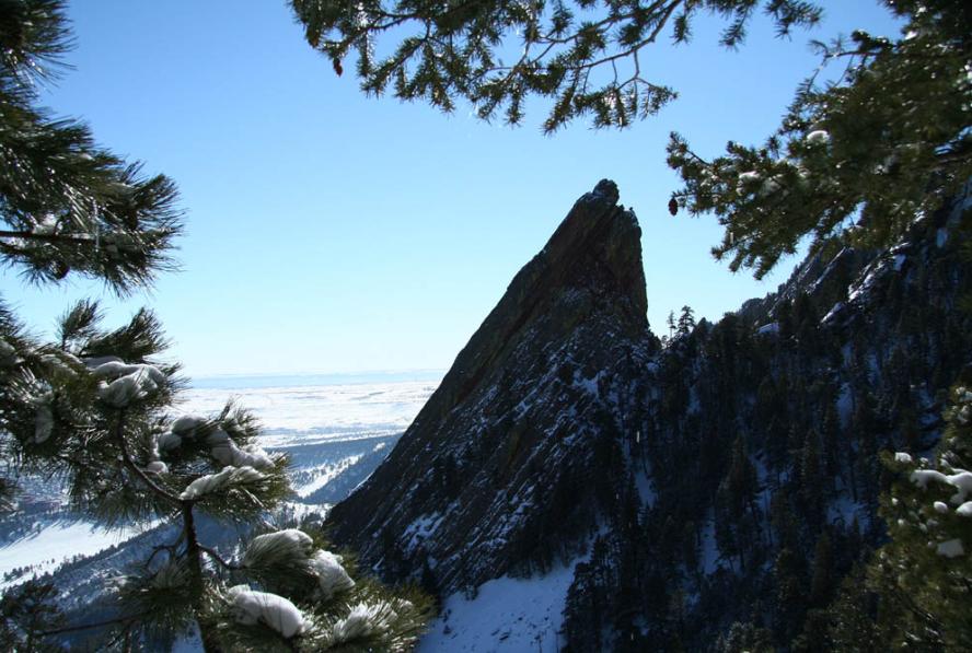 Vista desde el 1er / 2do Flatiron Trail en invierno