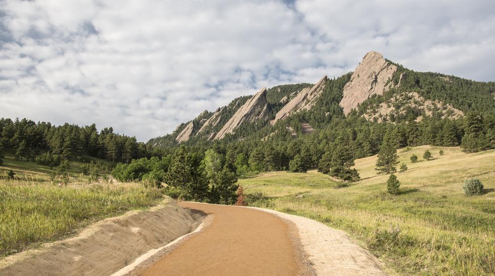 Chautauqua Trail leads to the Flatirons in Boulder, Colorado