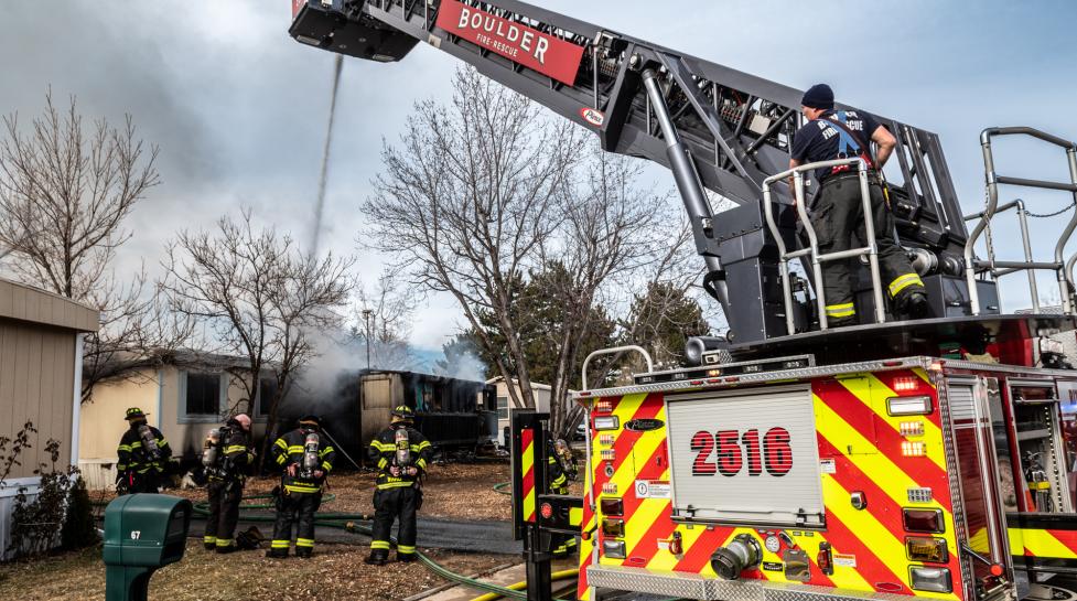 Structure Fire In North Boulder Displaces Residents Possibly Caused By   Photo Chris Rodgers 