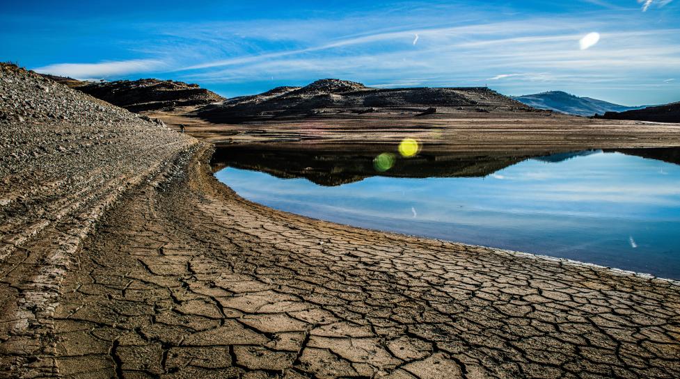 Receding reservoir