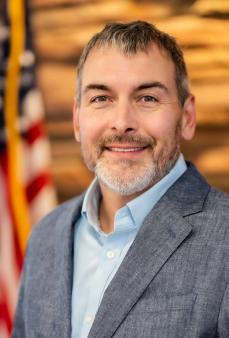 Ryan Schuchard headshot