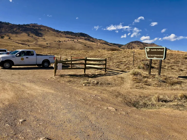 Foothills Trailhead sign