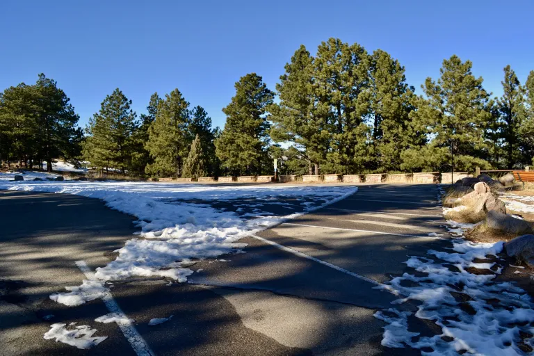 Flagstaff Summit East Trailhead lot