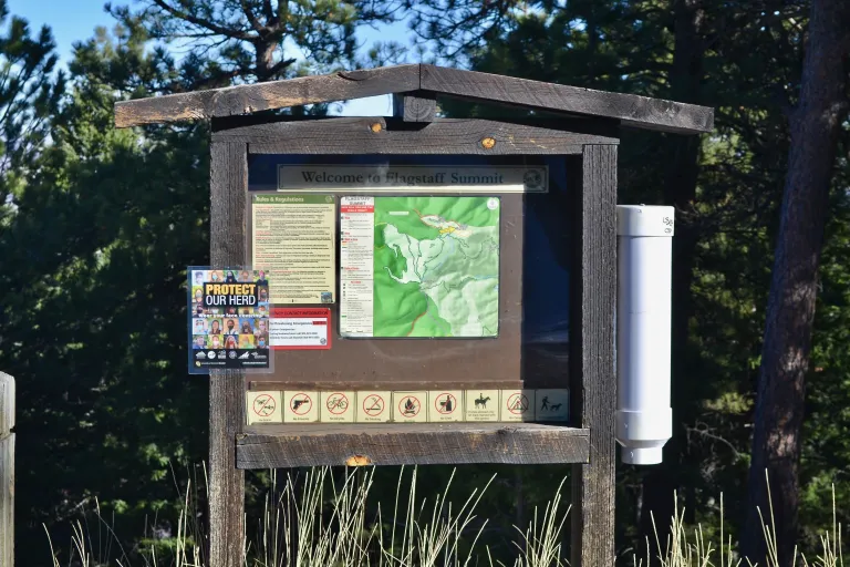 Flagstaff Summit East Trailhead sign