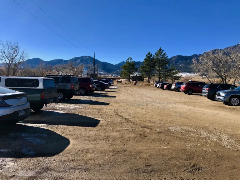 South Boulder Creek West Trailhead lot