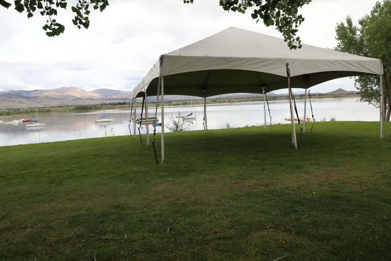 Sunset picnic site at the Boulder Reservoir