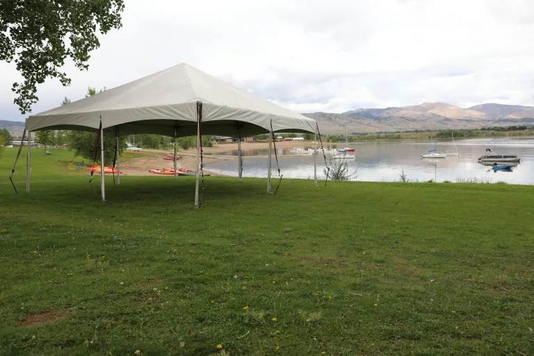 Sunset picnic site at the Boulder Reservoir