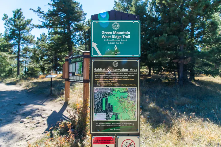 Green Mountain West Ridge Trail Sign