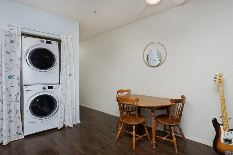16 - 2610 Iris Ave Unit 105 - dining area and laundry.jpg