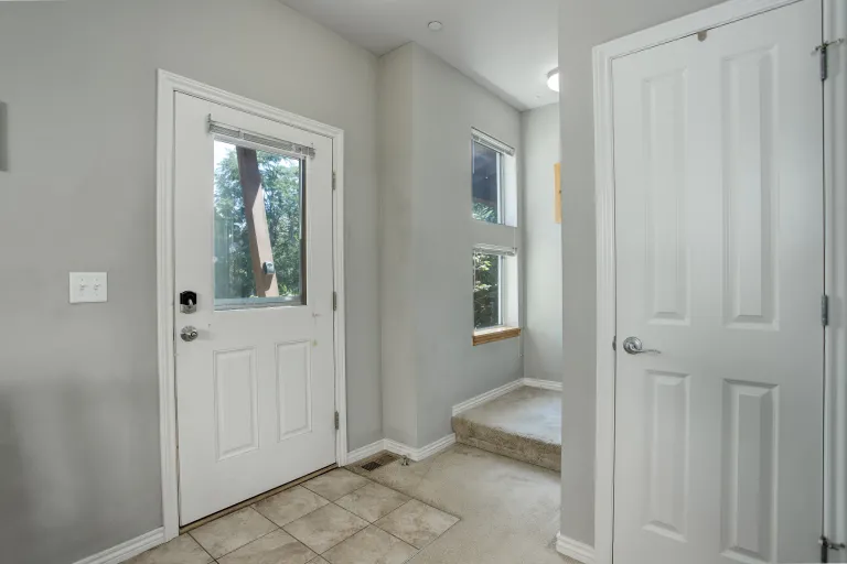 2-4181 Lonetree Ct-Foyer.jpg