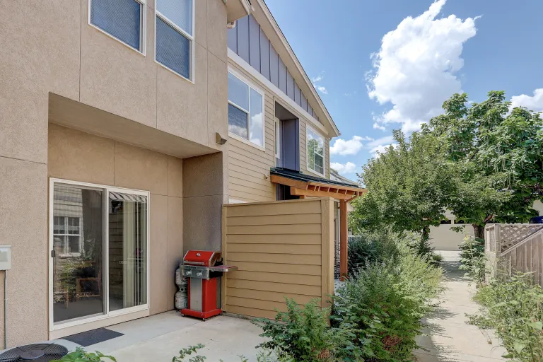 22-4181 Lonetree Ct_Exterior 2.jpg