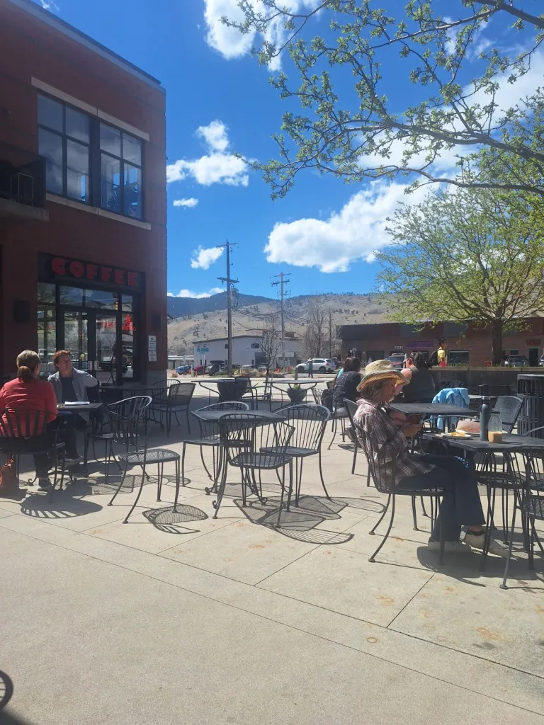 8.4580 Broadway #228-Outside.jpg