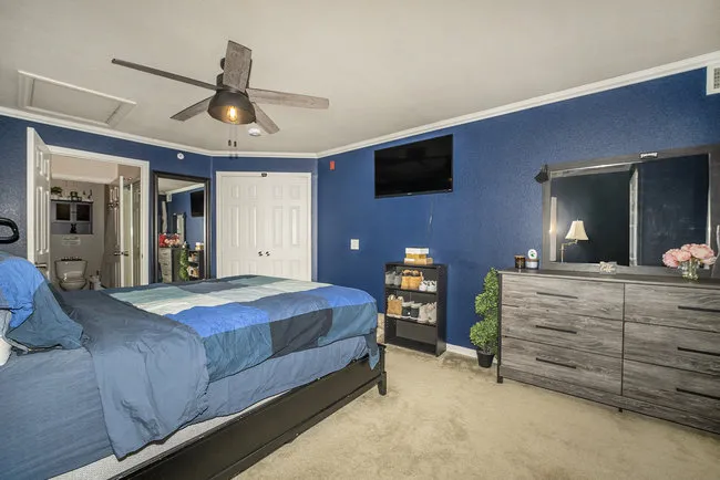 2510 Taft Unit 305 Bedroom view