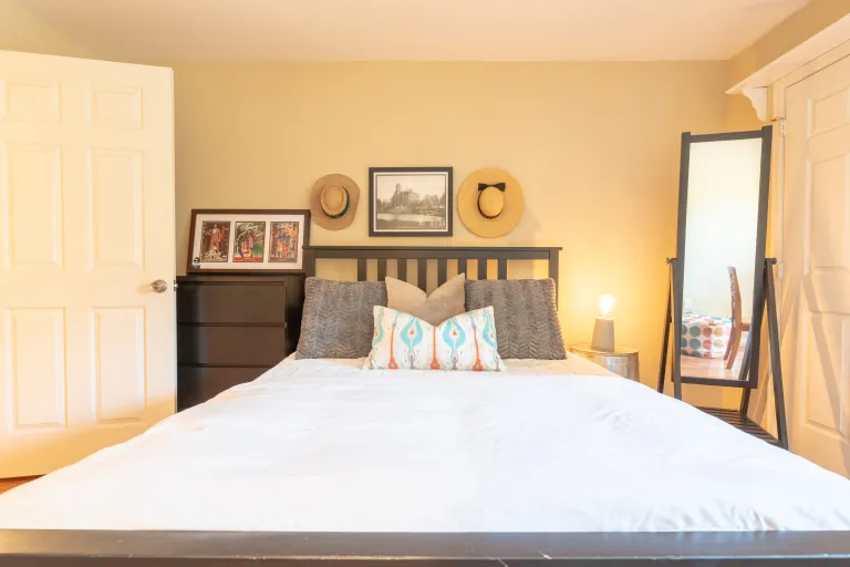Bedroom picture side dresser and side standing mirror