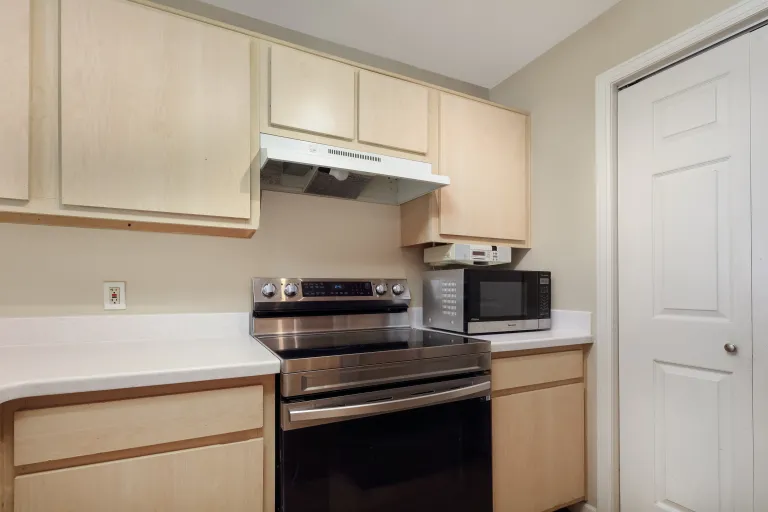 2510 Taft Drive #313 Kitchen