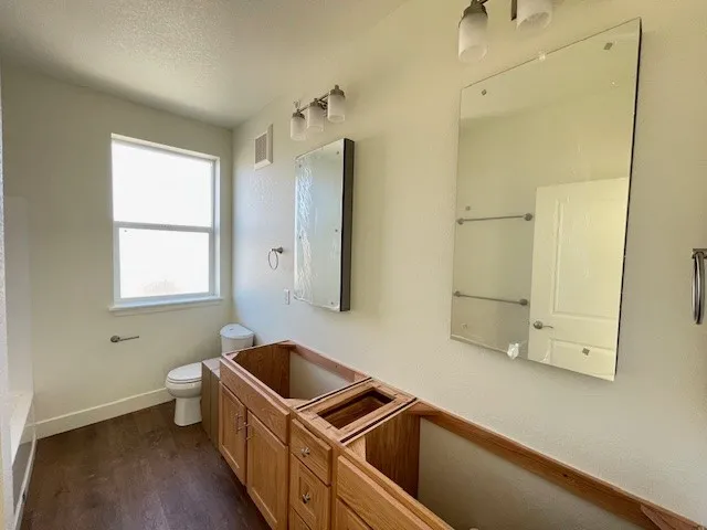 2152-2156 Violet - interior bathroom 1 view 1 in progress