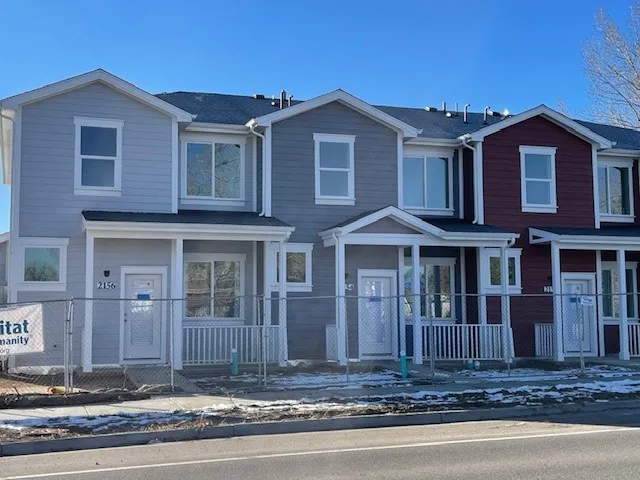 2152-2156 Violet - exterior all 3 homes view 2
