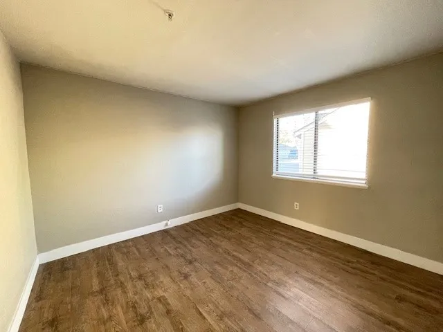 5540 Stonewall Pl 16 - Interior second bedroom
