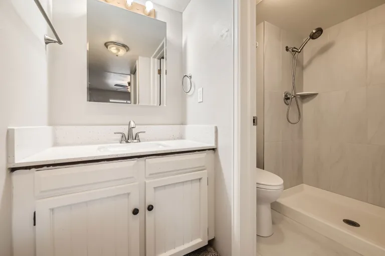 625 Manhattan Place #308 - Primary Bathroom