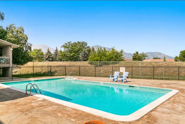 625 Manhattan Pl #308 - community pool