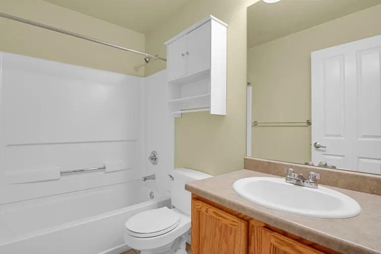 3223 Iron Forge Pl 108 - Second bathroom