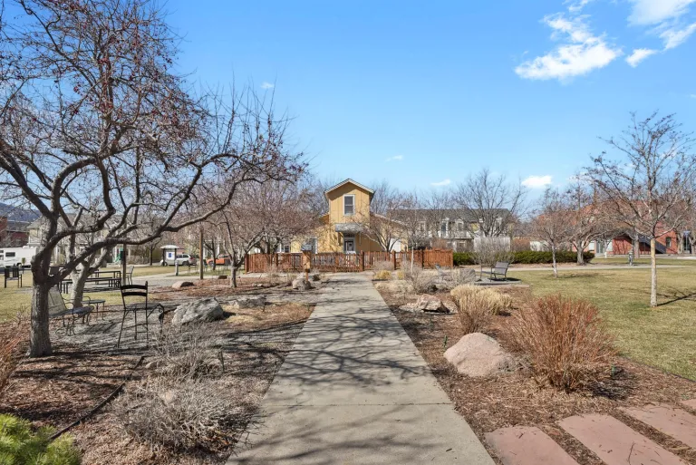 3223 Iron Forge Pl 108 - Community park
