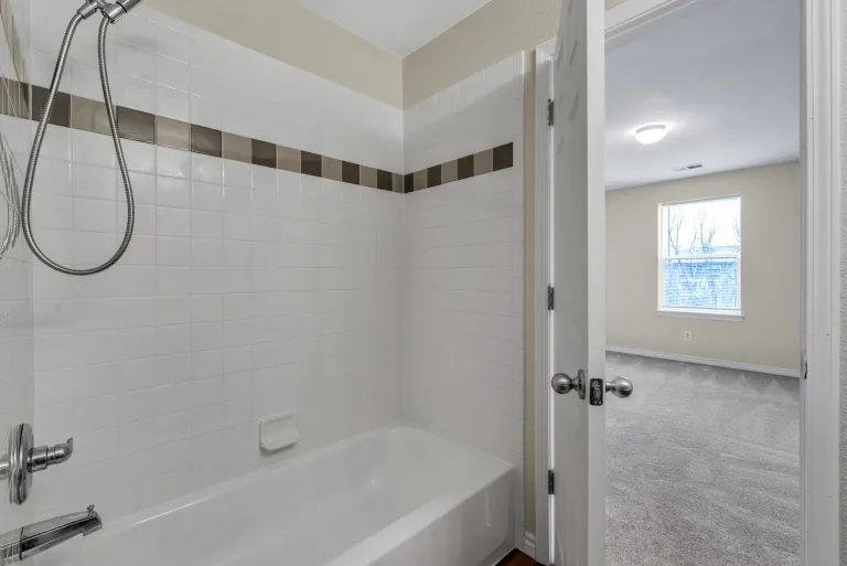 3671 Pinedale St G-Primary bathroom view 2
