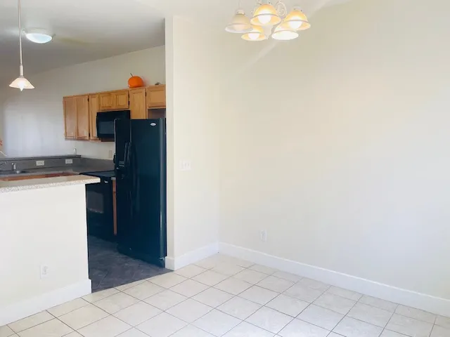 2800 E Aurora Ave #110 Kitchen fridge