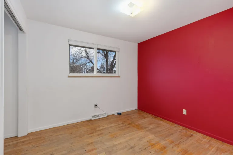 4480 Hastings Dr Bedroom Red wall