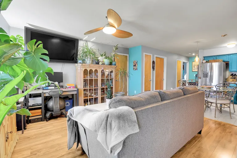 4693 14th St Livingroom