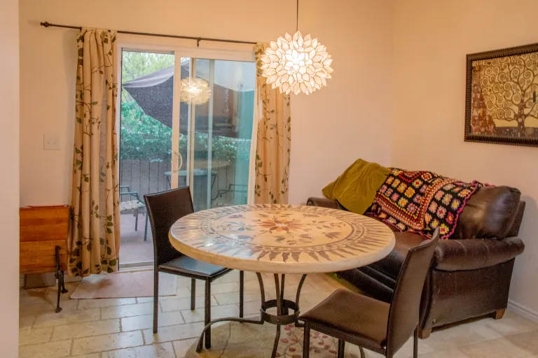 3295 Big Horn Street Livingroom view