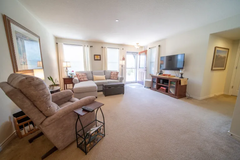 3671 Pinedale St #D Livingroom view facing front door