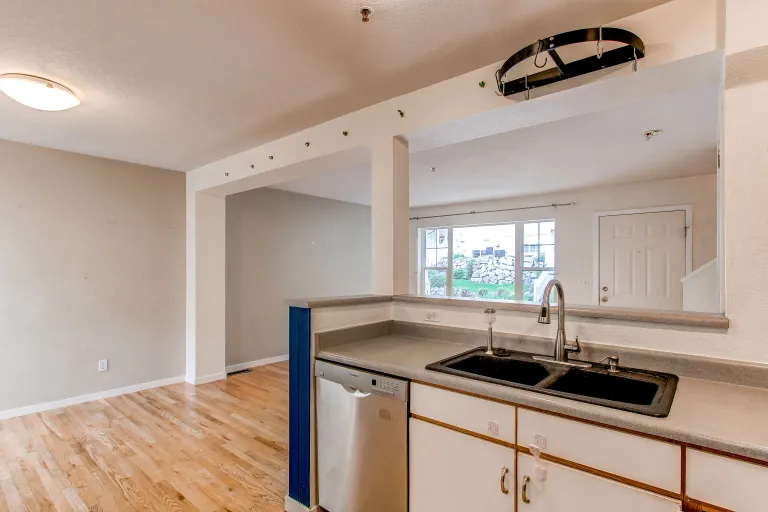 3840 Colorado Kitchen 1